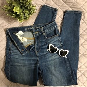 American Eagle Curvy Hi-Rise Jeggings - Size 8